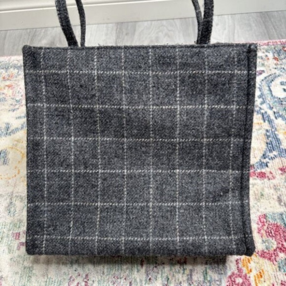 Gray Plaid Tote Bag - Picture 2 of 5